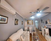 Resale - Apartment - Torrevieja - Centro