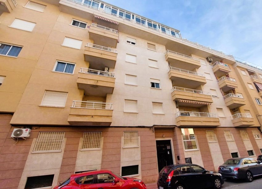 Resale - Apartment - Torrevieja - Centro