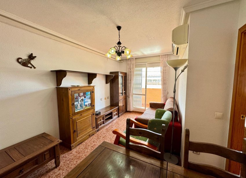 Resale - Apartment - Torrevieja - Centro