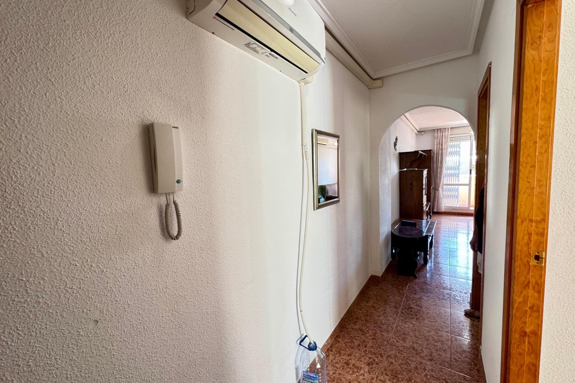 Resale - Apartment - Torrevieja - Centro
