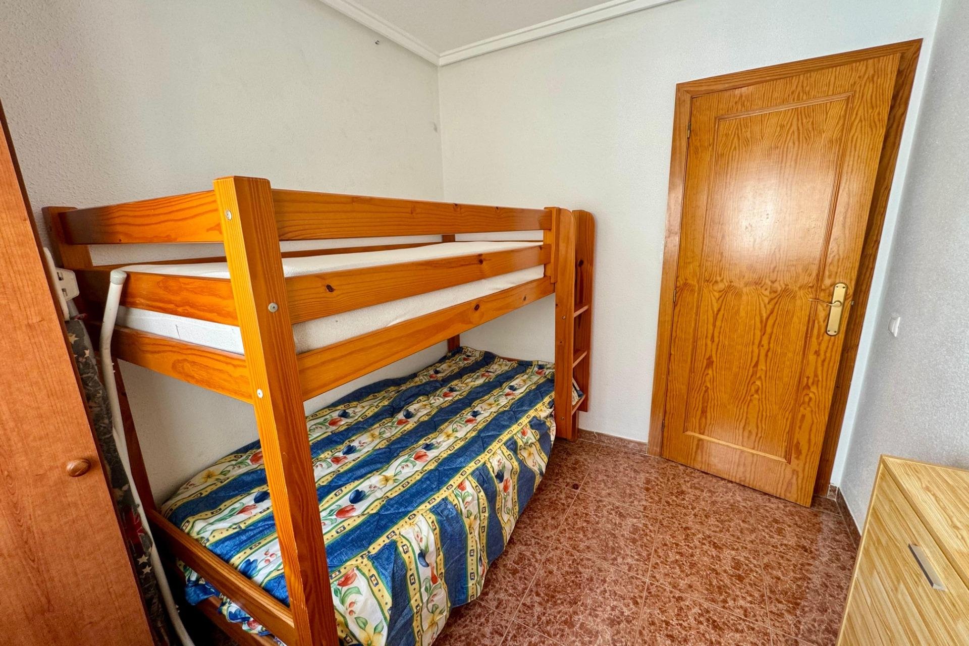 Resale - Apartment - Torrevieja - Centro