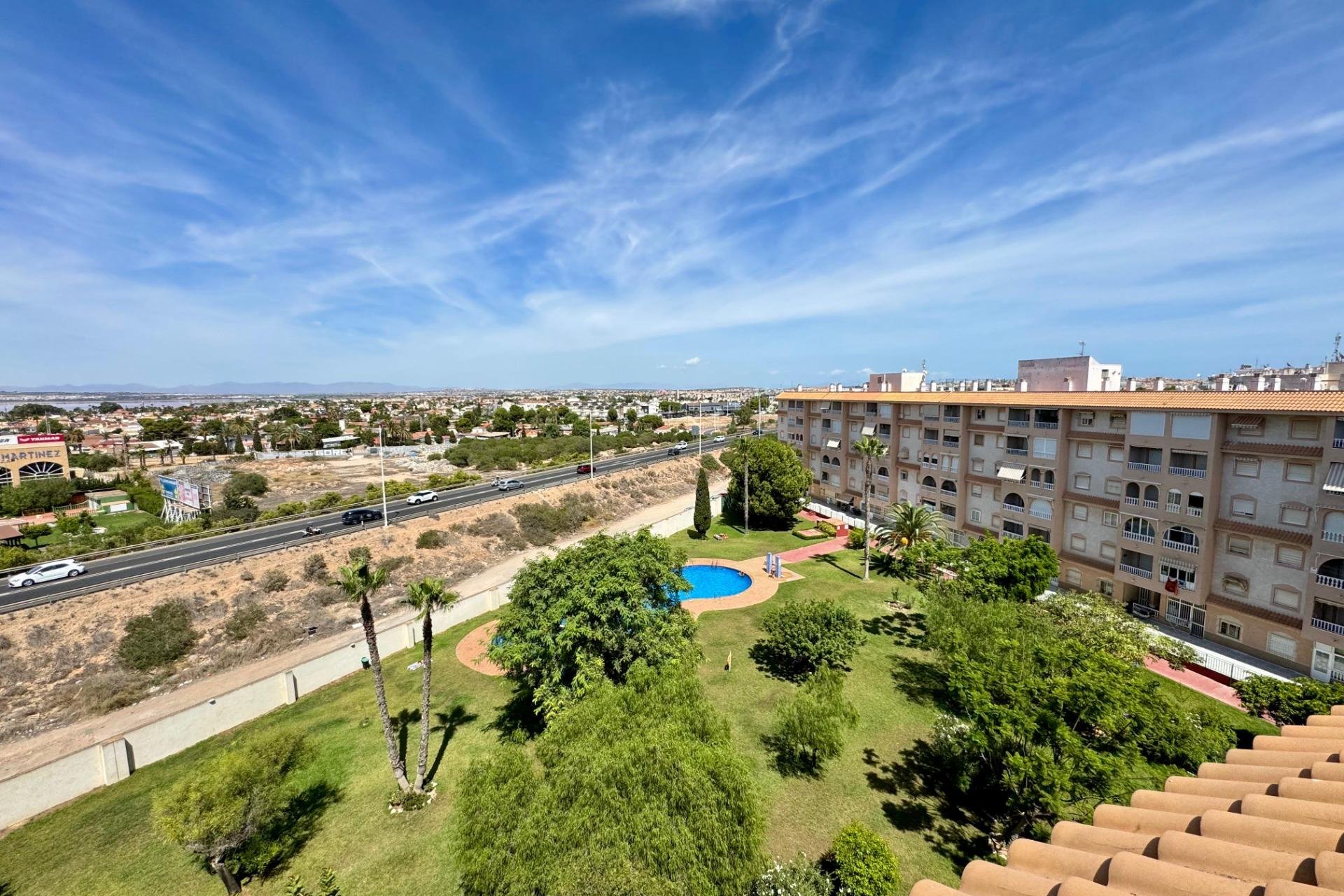 Resale - Apartment - Torrevieja - Centro