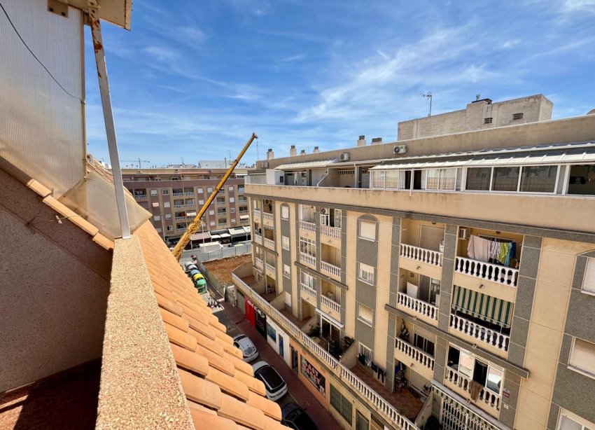 Resale - Apartment - Torrevieja - Centro