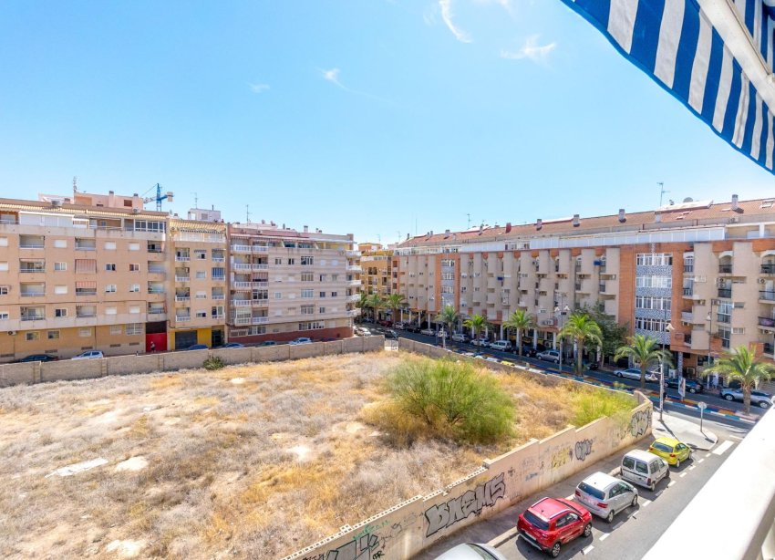 Resale - Apartment - Torrevieja - Centro