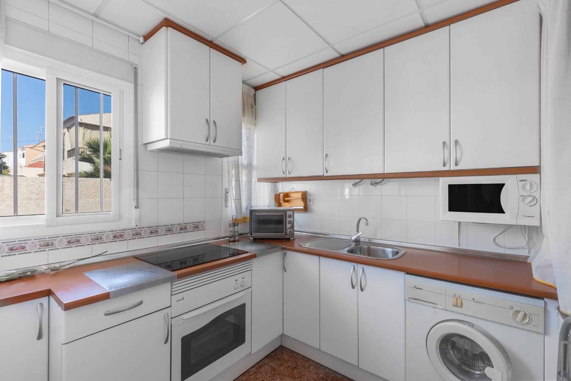 Resale - Apartment - Torrevieja - Centro