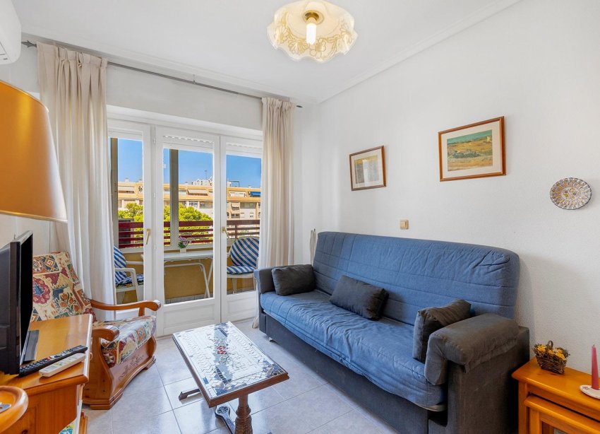 Resale - Apartment - Torrevieja - Centro