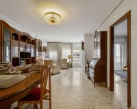 Resale - Apartment - Torrevieja - Centro