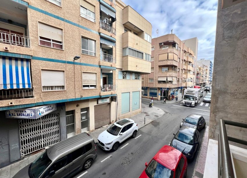 Resale - Apartment - Torrevieja - Centro