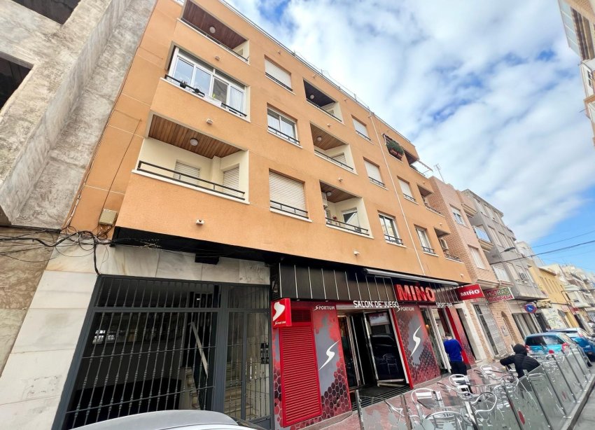 Resale - Apartment - Torrevieja - Centro