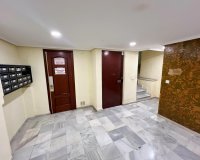 Resale - Apartment - Torrevieja - Centro