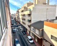 Resale - Apartment - Torrevieja - Centro