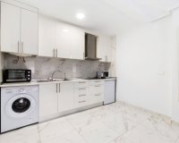 Resale - Apartment - Torrevieja - Centro