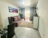 Resale - Apartment - Torrevieja - Centro