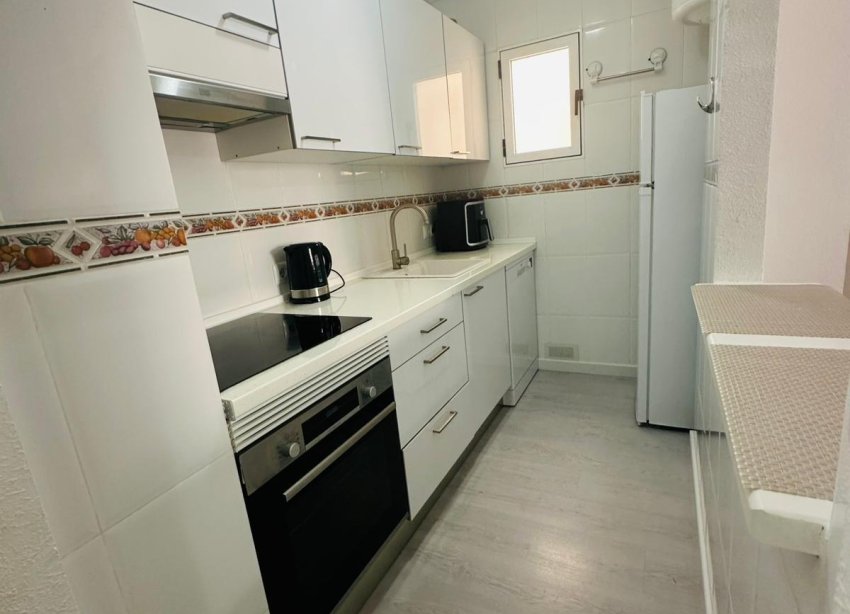Resale - Apartment - Torrevieja - Centro