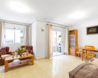 Resale - Apartment - Torrevieja - Centro