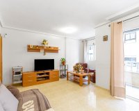 Resale - Apartment - Torrevieja - Centro