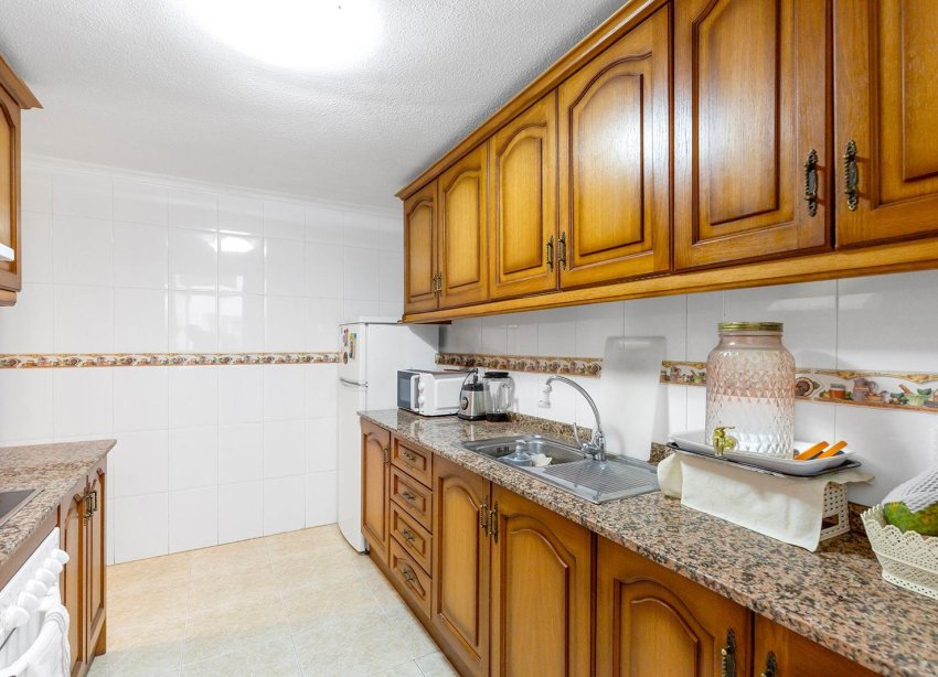 Resale - Apartment - Torrevieja - Centro