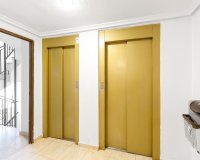 Resale - Apartment - Torrevieja - Centro