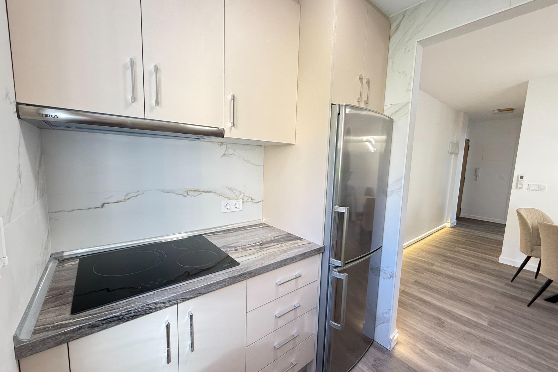 Resale - Apartment - Torrevieja - Centro