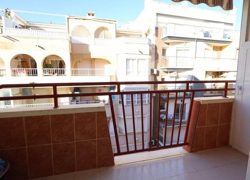 Resale - Apartment - Torrevieja - Centro