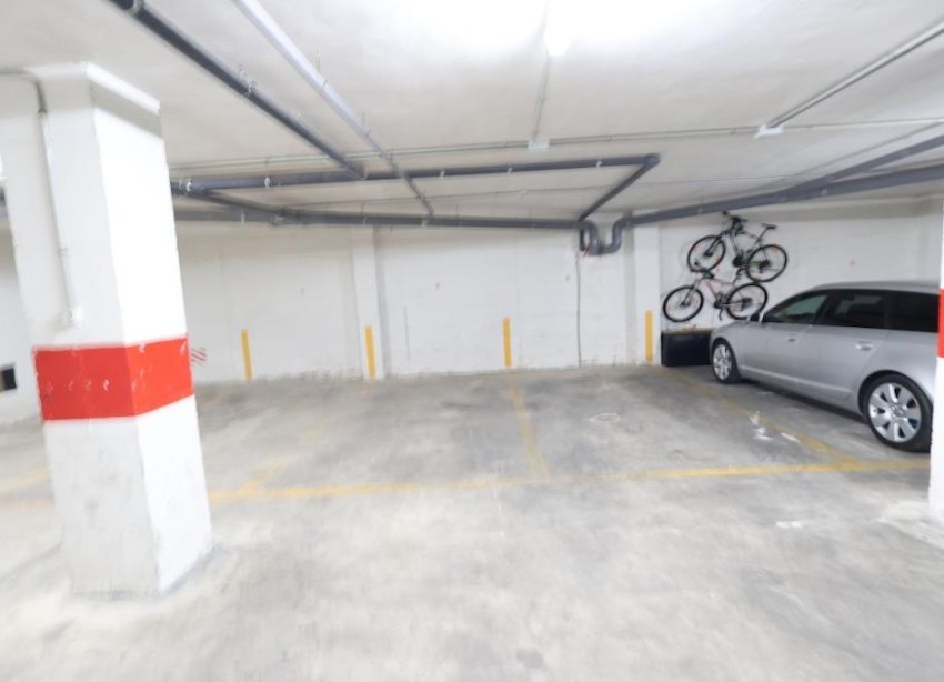 Resale - Apartment - Torrevieja - Centro