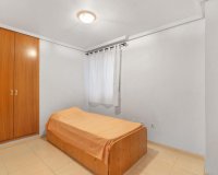 Resale - Apartment - Torrevieja - Centro