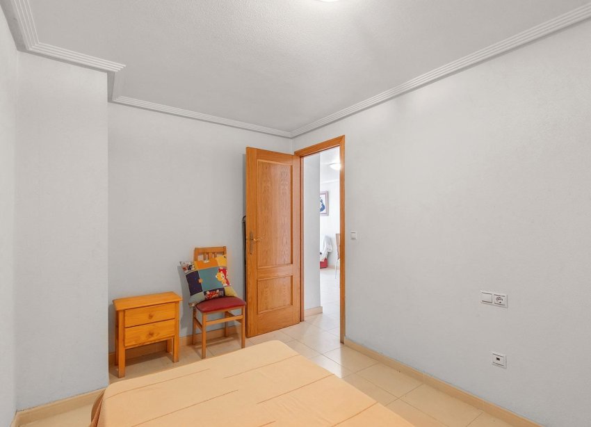 Resale - Apartment - Torrevieja - Centro