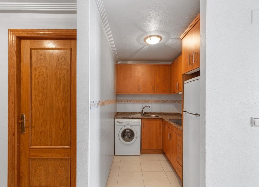 Resale - Apartment - Torrevieja - Centro