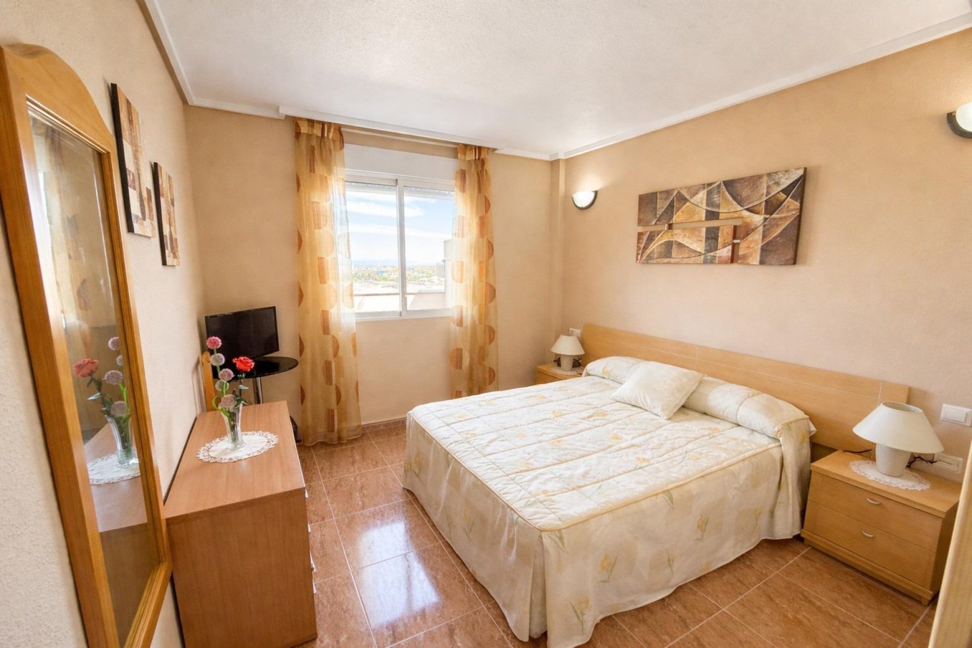 Resale - Apartment - Torrevieja - Centro