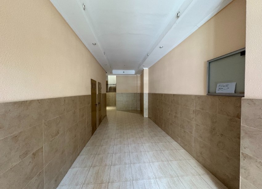 Resale - Apartment - Torrevieja - Centro