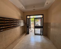Resale - Apartment - Torrevieja - Centro