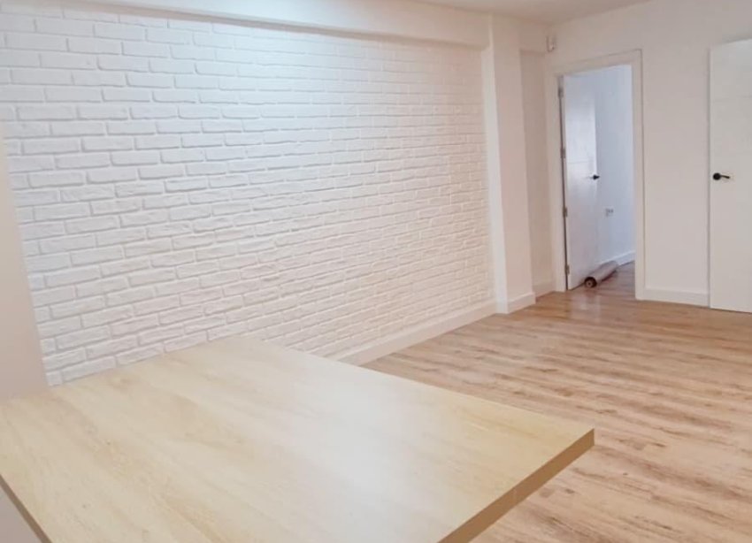 Resale - Apartment - Torrevieja - Centro