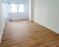 Resale - Apartment - Torrevieja - Centro