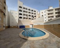 Resale - Apartment - Torrevieja - Centro