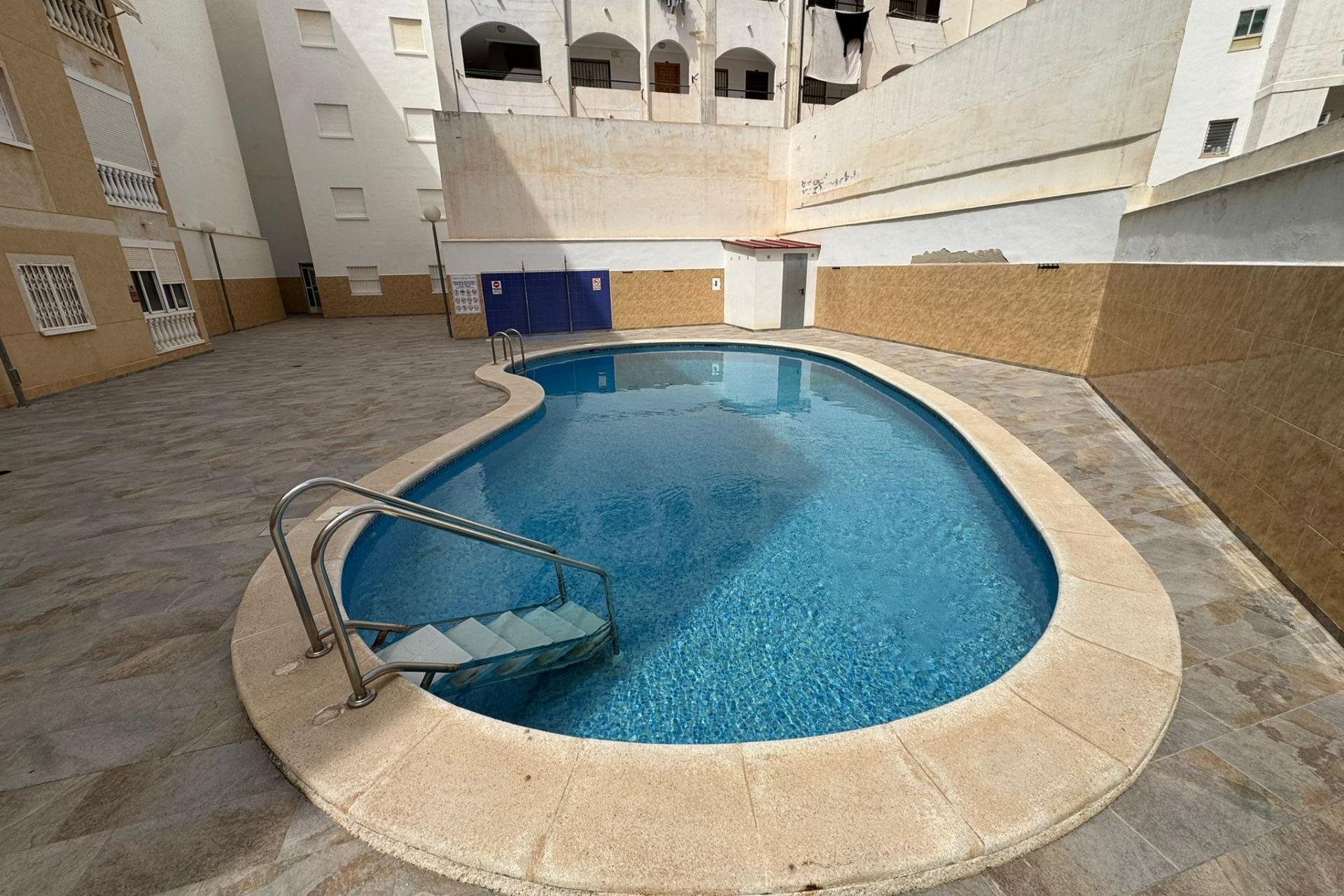 Resale - Apartment - Torrevieja - Centro