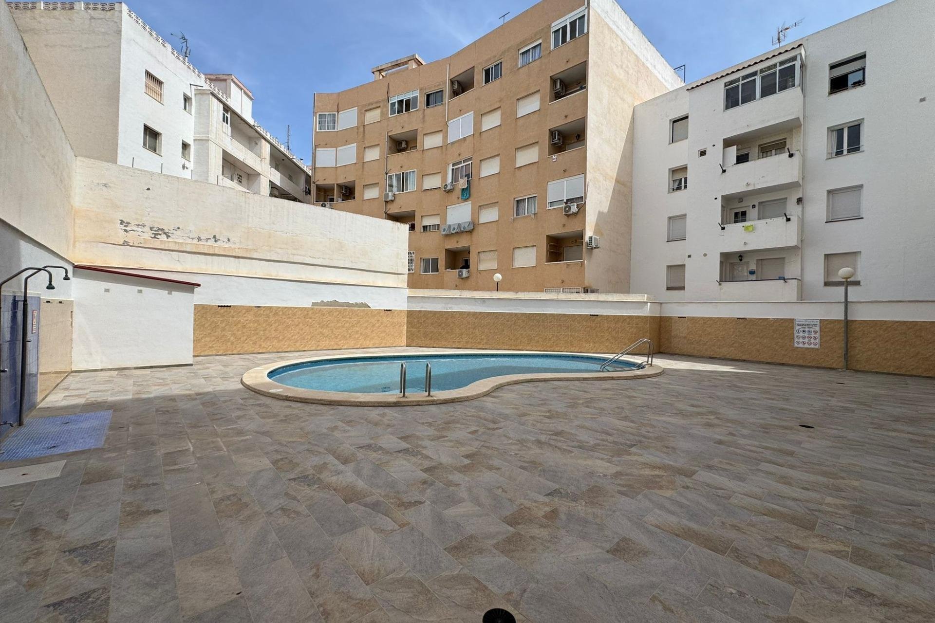 Resale - Apartment - Torrevieja - Centro