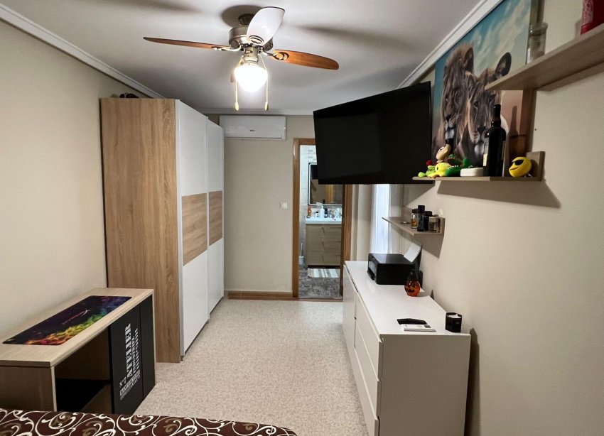 Resale - Apartment - Torrevieja - Centro