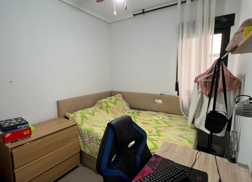 Resale - Apartment - Torrevieja - Centro
