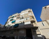 Resale - Apartment - Torrevieja - Centro