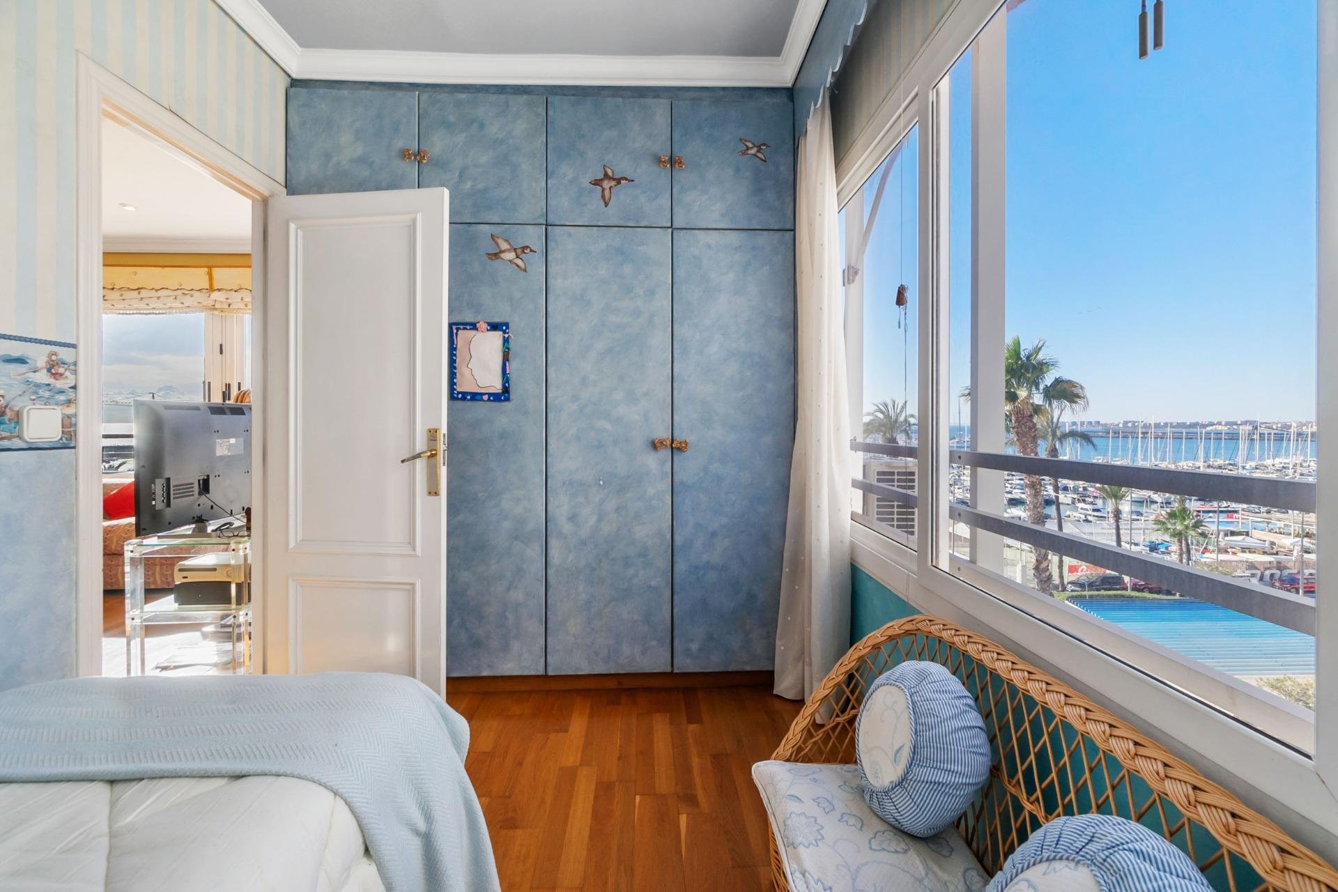 Resale - Apartment - Torrevieja - Centro