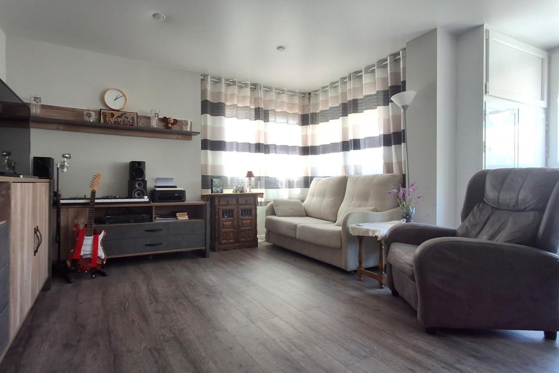 Resale - Apartment - Torrevieja - Centro