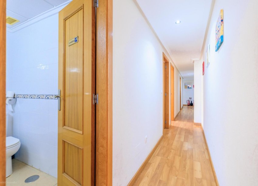 Resale - Apartment - Torrevieja - Centro