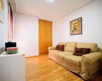 Resale - Apartment - Torrevieja - Centro