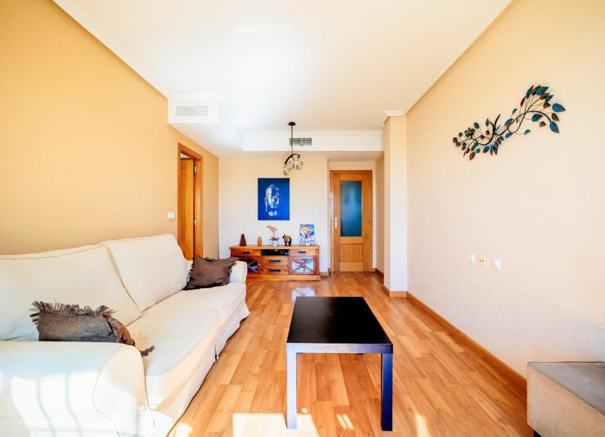 Resale - Apartment - Torrevieja - Centro