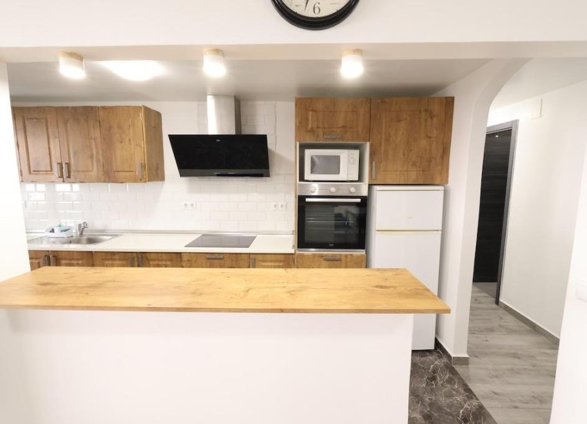 Resale - Apartment - Torrevieja - Centro