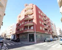 Resale - Apartment - Torrevieja - Centro