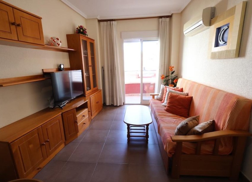 Resale - Apartment - Torrevieja - Centro