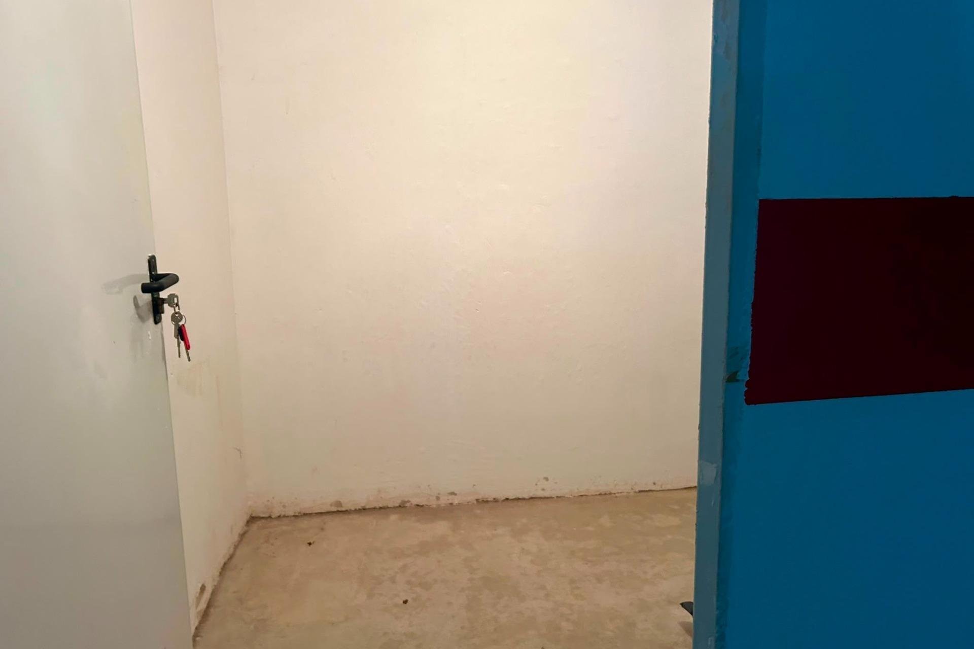 Resale - Apartment - Torrevieja - Centro