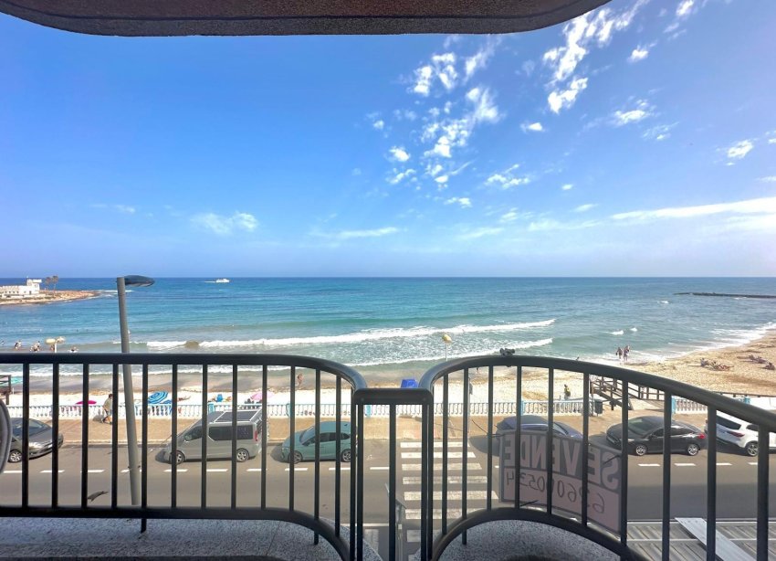 Resale - Apartment - Torrevieja - Centro