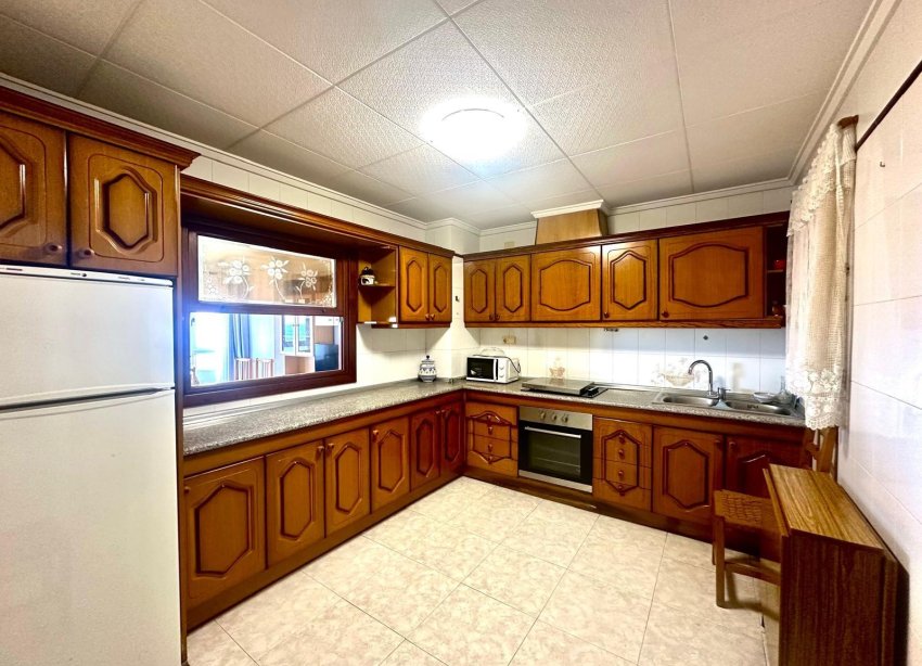 Resale - Apartment - Torrevieja - Centro